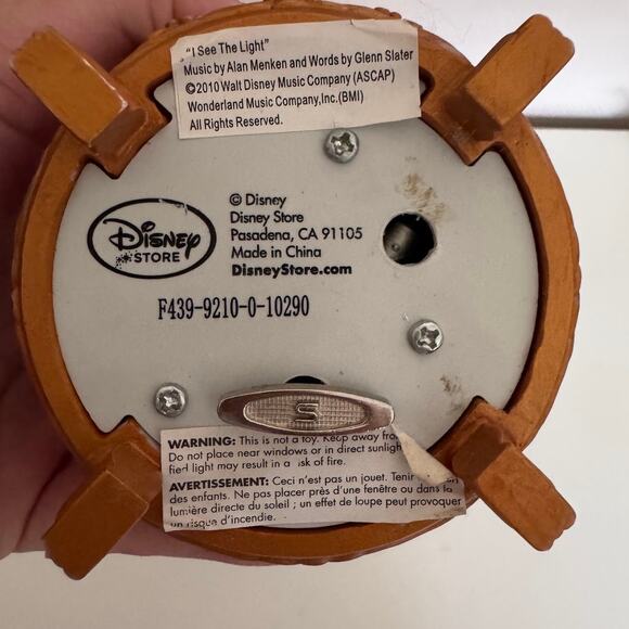 Disney Tangled Rapunzel and Flynn Rider I See The Light Musical Snow Globe RARE - Picture 3 of 8